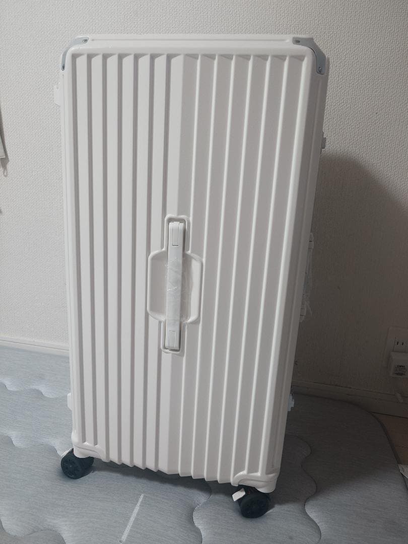 新品未使用　特大スーツケース、キャリーケース ZERO HALLIBURTON（ゼロハリバートン） 最大51% 3/3限定 スーツケース