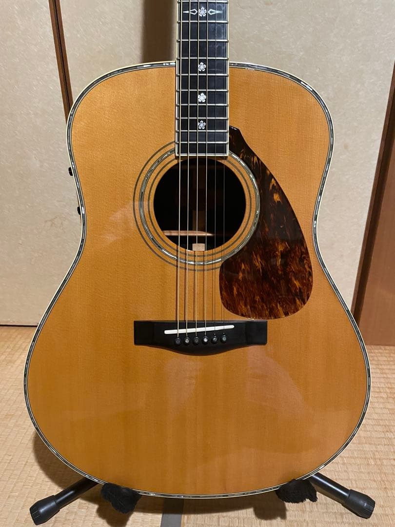 アコースティックギター Yamaha LL33J