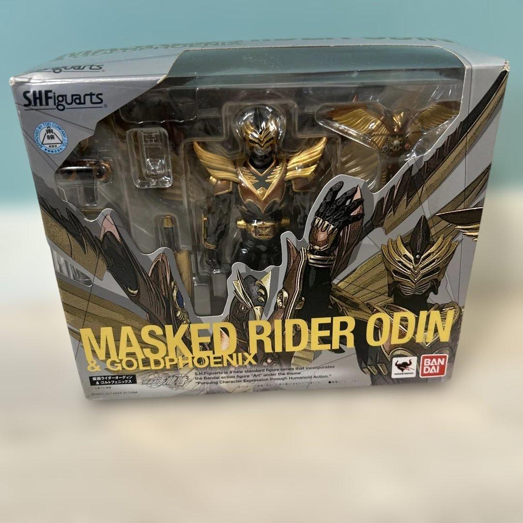 t705 SHFiguarts 仮面ライダーオーディン ＆ ゴルトフェニックス