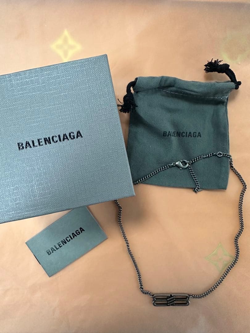 BALENCIAGA チェーンネックレス