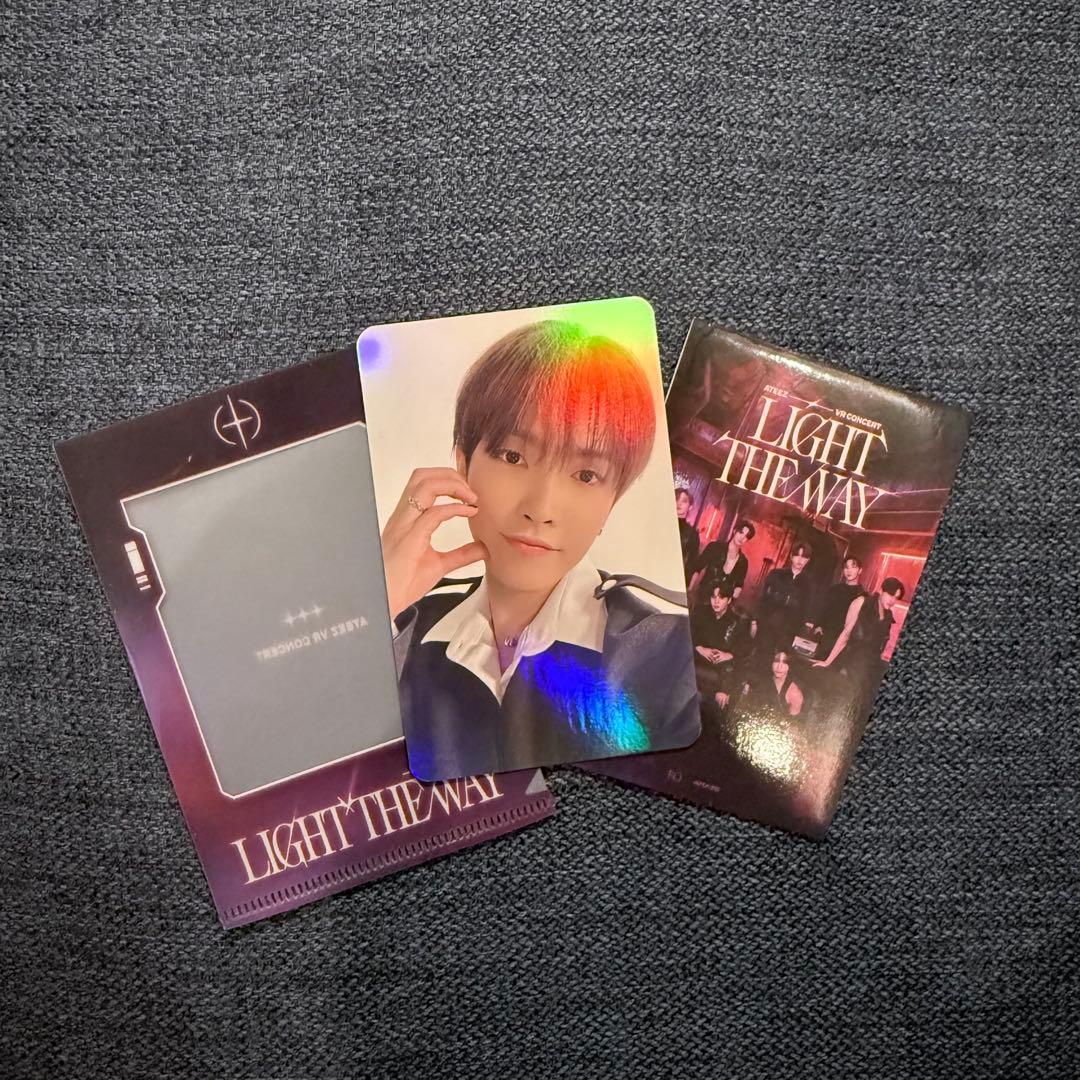 ATEEZ 映画 VR トレカ ホログラム ホンジュン HONGJOONG ATEEZ 映画 VR トレカ ホログラム ホンジュン HONGJOONG - メルカリ