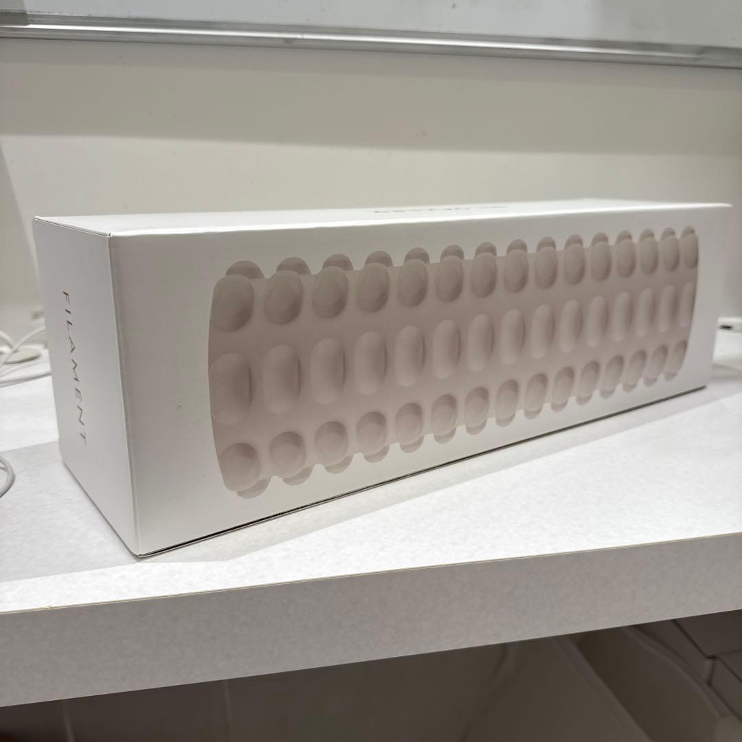 FIL ROLLER ホワイト 筋膜ローラー　ホワイト 自宅でセルフで本格整体！人気整体師の指圧効果を徹底再現 日本初