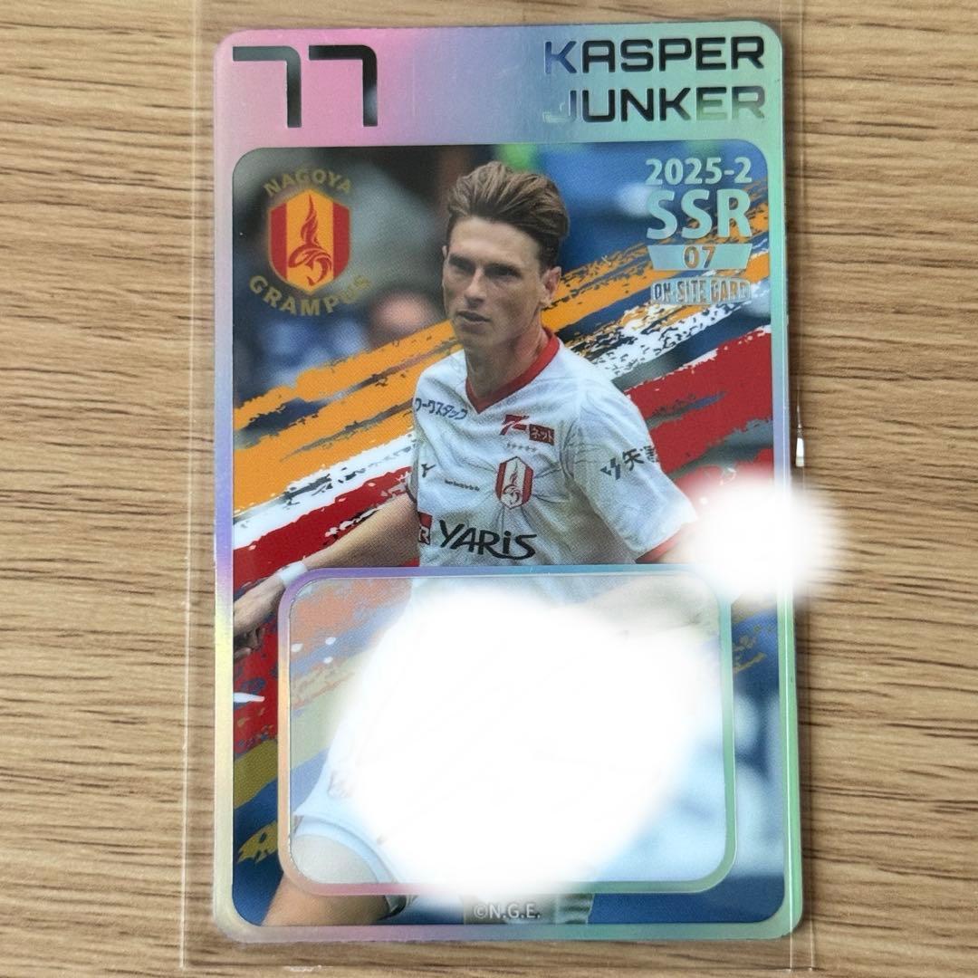 ピ*ザ様 キャスパーユンカー キャスパー・ユンカー選手が所属する名古屋グランパスがKINTOで「LEXUS