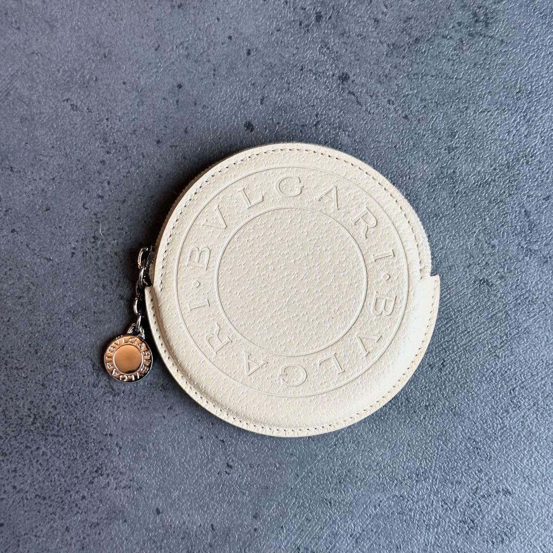 BVLGARI ブルガリブルガリ　ラウンドケース　小銭入れ　エンボスロゴ