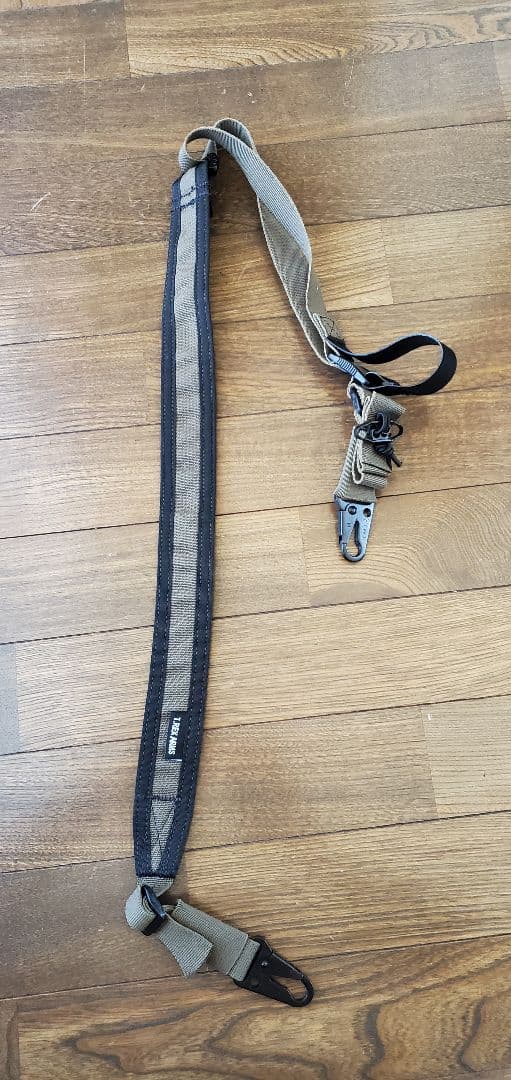 TREX ARMS スリングベルト RG レンジャーグリーン フック カバー付き