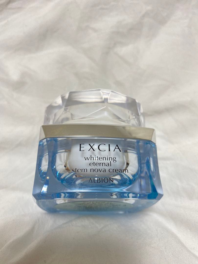 アルビオン エクシア　ホワイトニング　クリーム