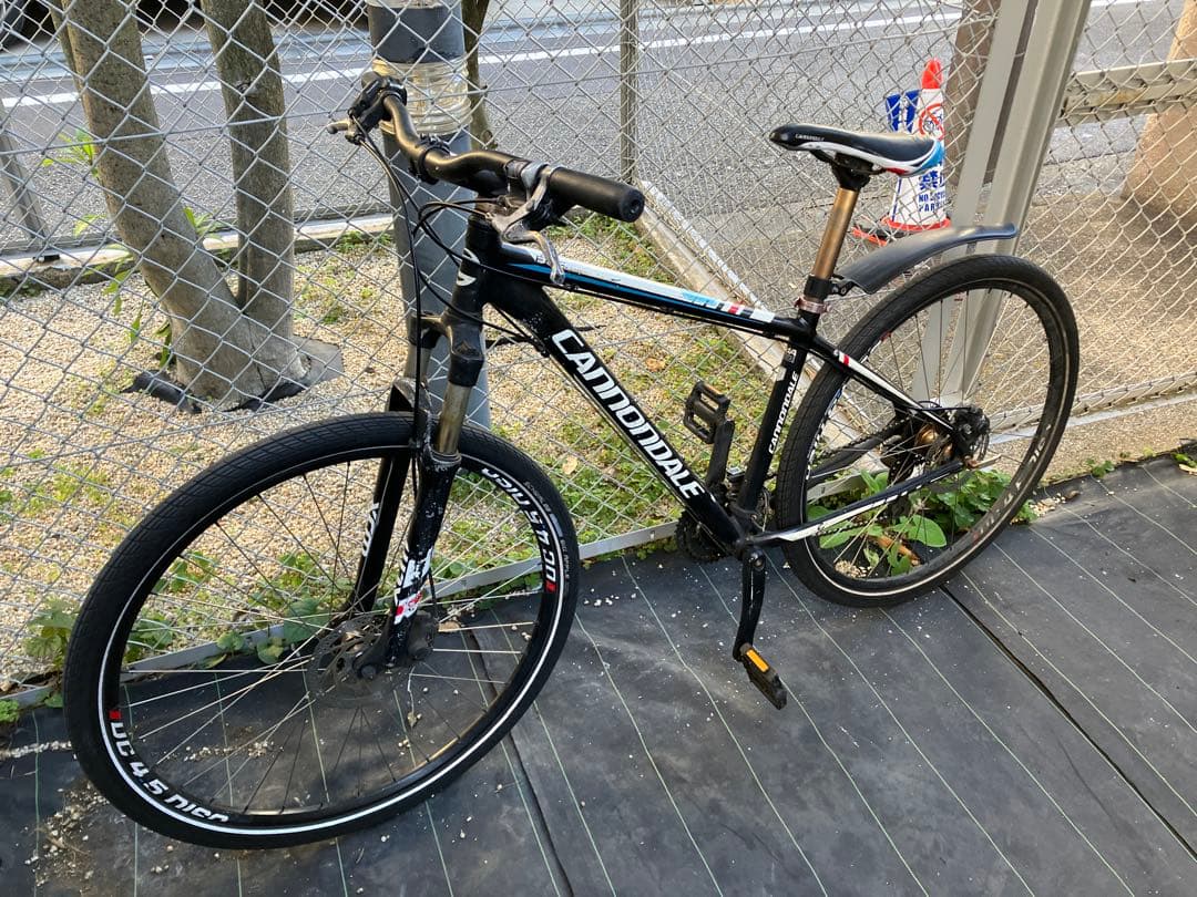 【中古・手渡し】Cannondale　MTB　スタンド込み