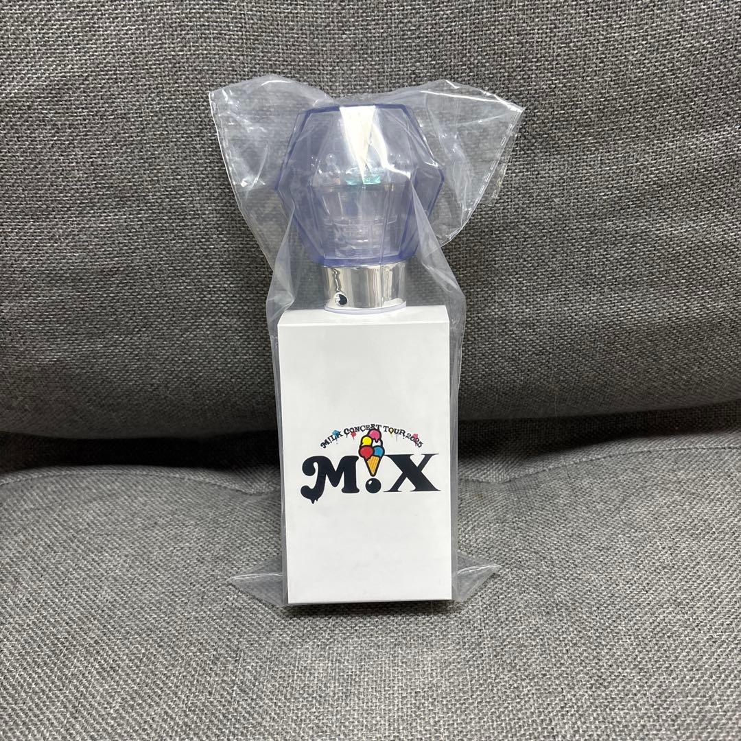 M!LK ミルクラスタル スティック 3