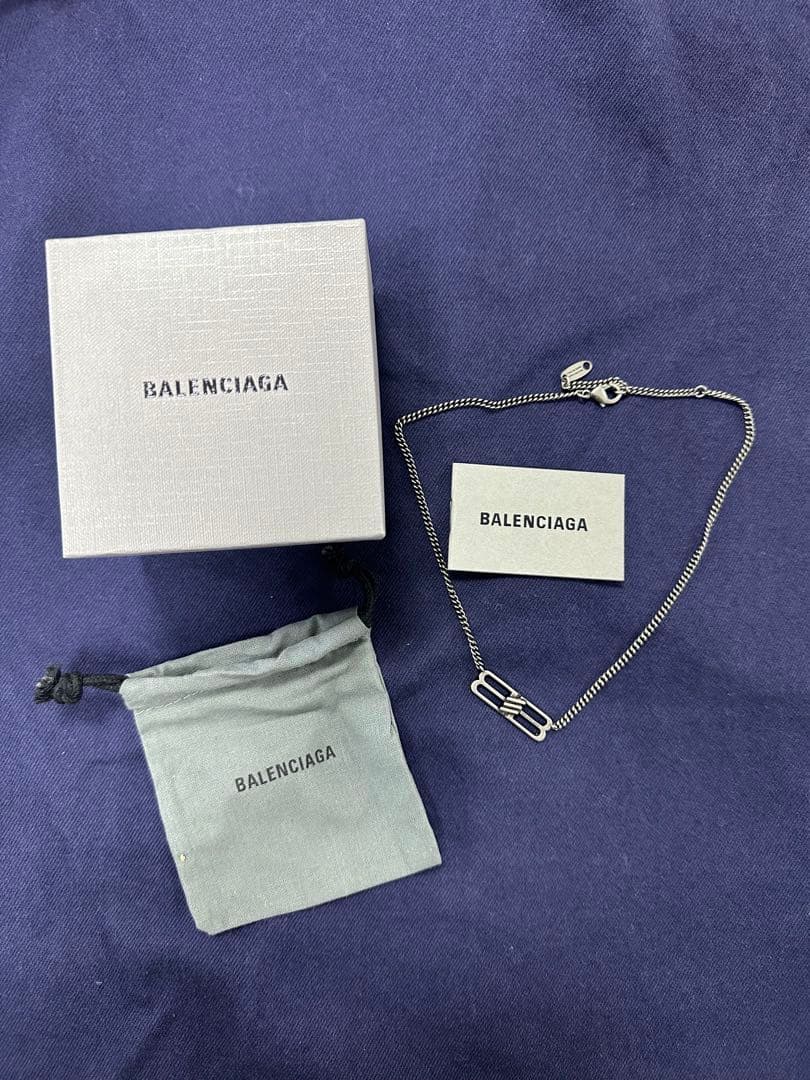 BALENCIAGA ネックレス ユニークデザイン　新品同様