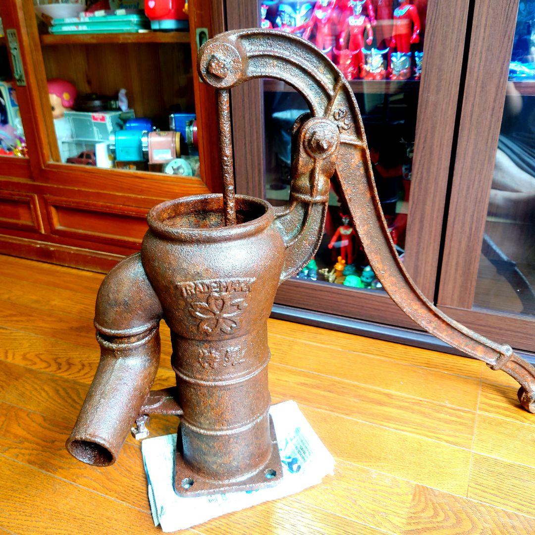 古道具　希少　サクラマーク川本式　手押ポンプ　昭和中期 川本式手押しポンプ 井戸アンティーク ガーデニング古井戸プランター