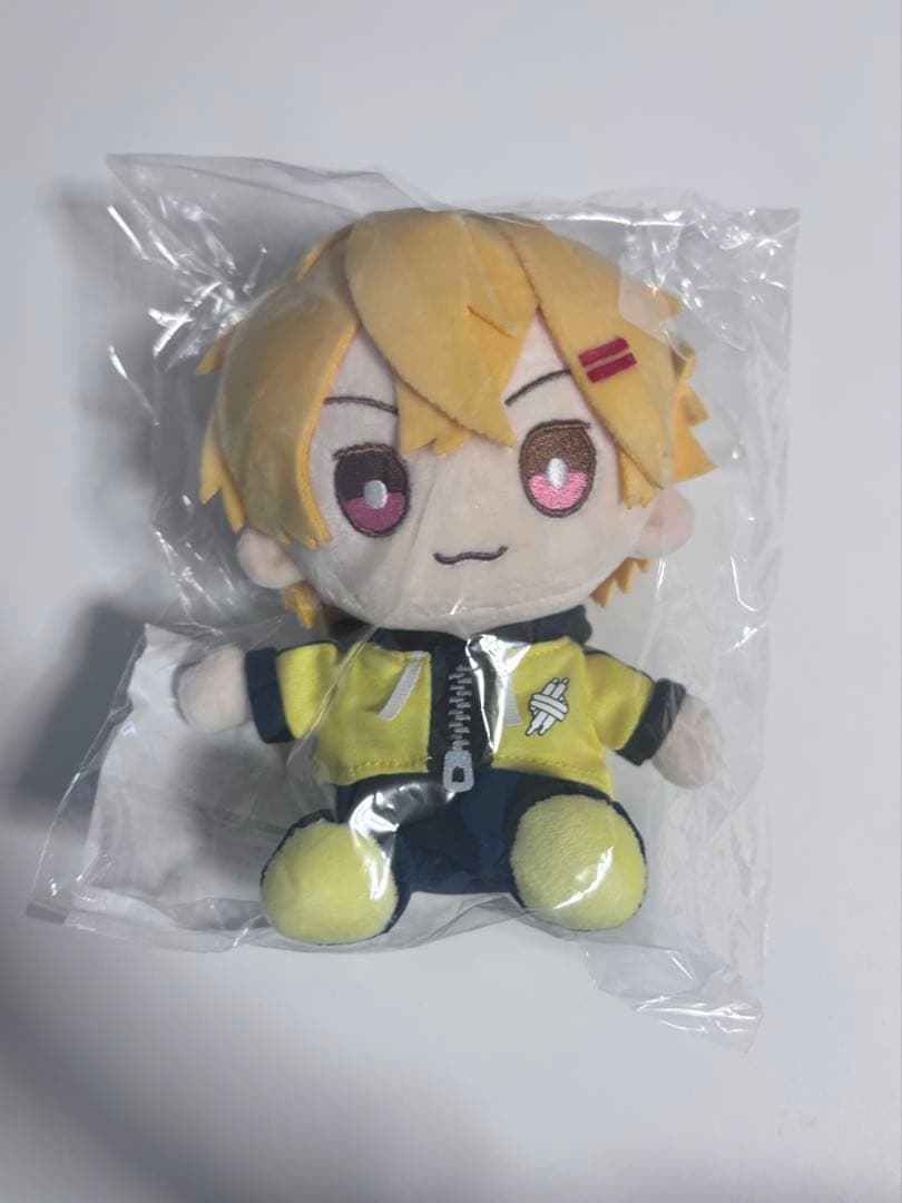 すにすて SneakerStep やなとくん おすわりぬいぐるみ