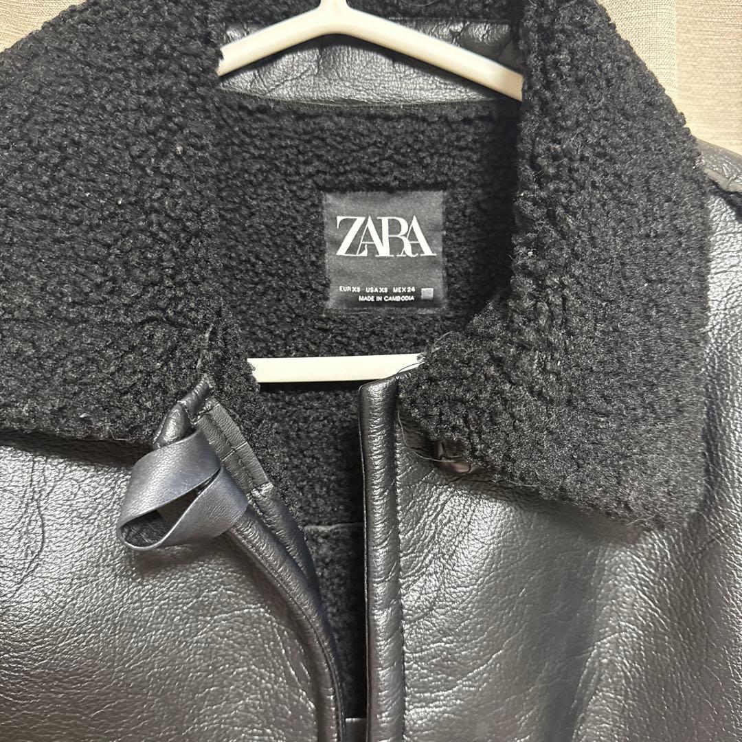 ZARA ボア襟付きブラックレザージャケット - メルカリ