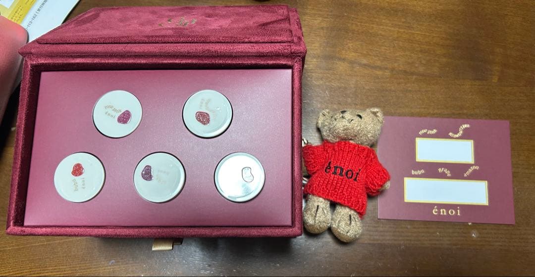 enoi クリスマスコフレ