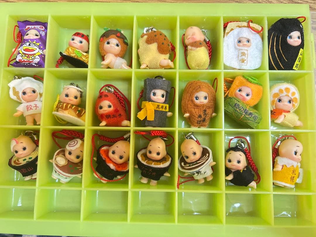 ご当地キューピー　コスチュームキューピー　まとめ売り　21個　食べ物