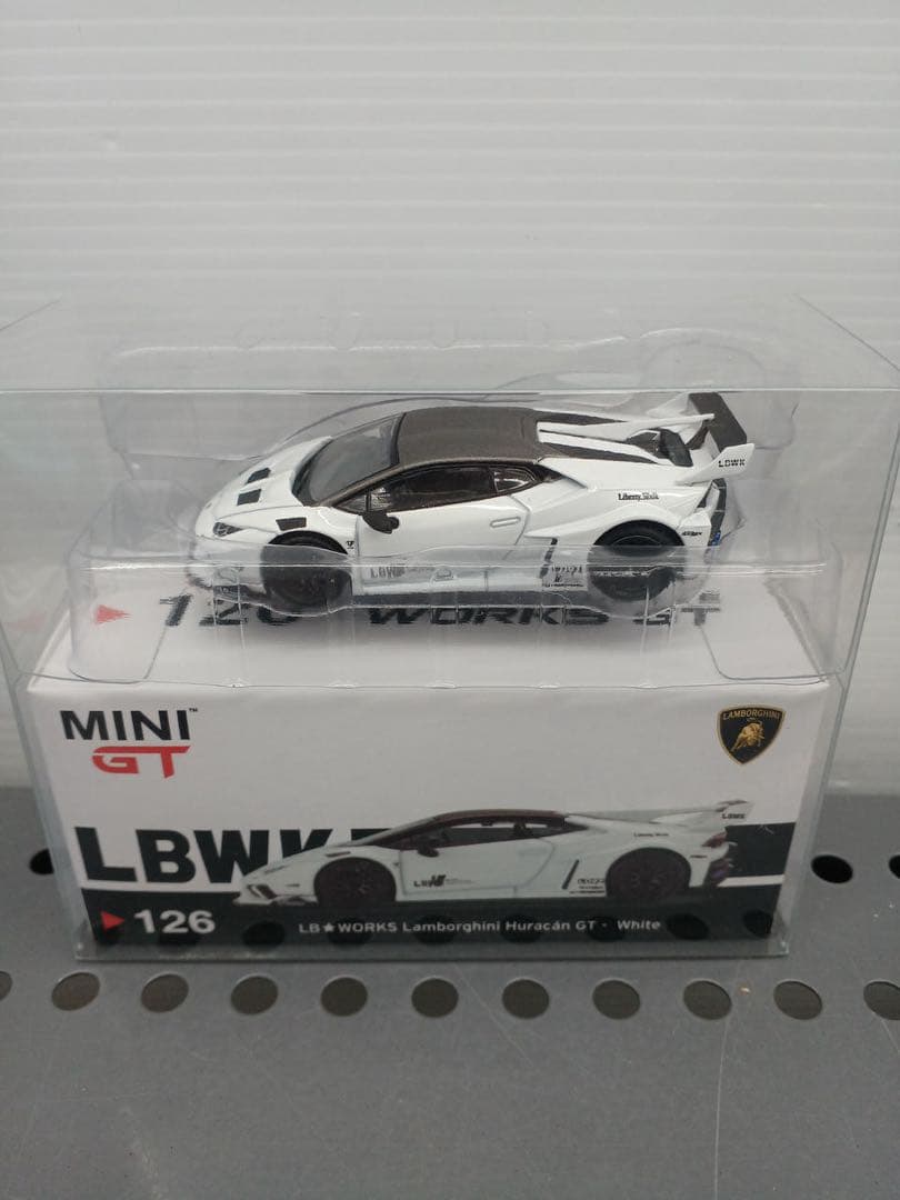ミニカー MINIGT LBWK Lamborghini Huracan white