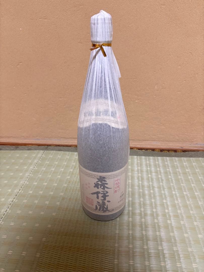 (新品未開封)森伊蔵1,800ml本格焼酎 森伊蔵 森伊蔵1800ml桐箱付き 芋焼酎 森伊蔵酒造 : リカーステーション