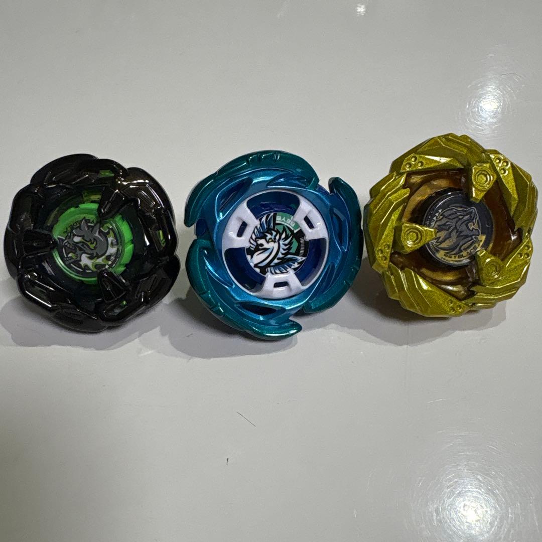 ベイブレードＸ　レアベイ3点セット（エアロペガサス・レオンクロー・ヘルズチェイン