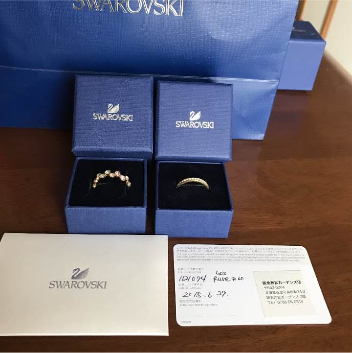 スワロフスキーリング SWAROVSKI（スワロフスキー） ハーフ エタニティ v字 リング 50代 40代