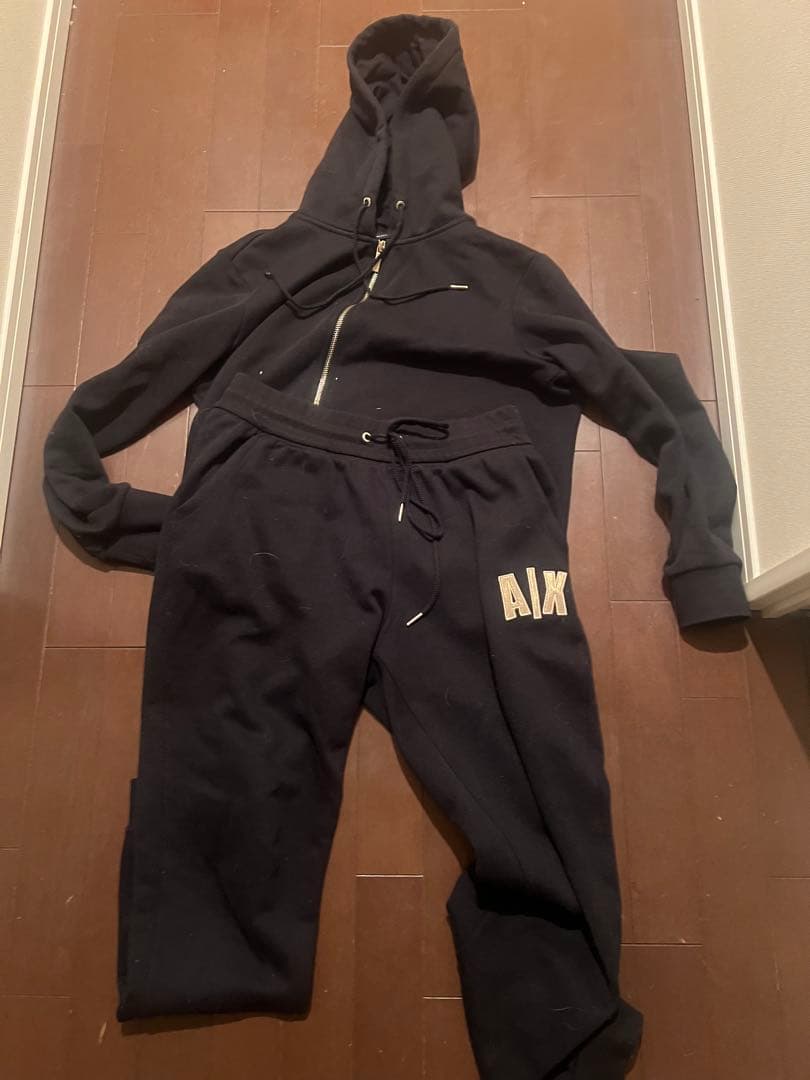 アルマーニエクスチェンジ セットアップ ゴールドロゴ