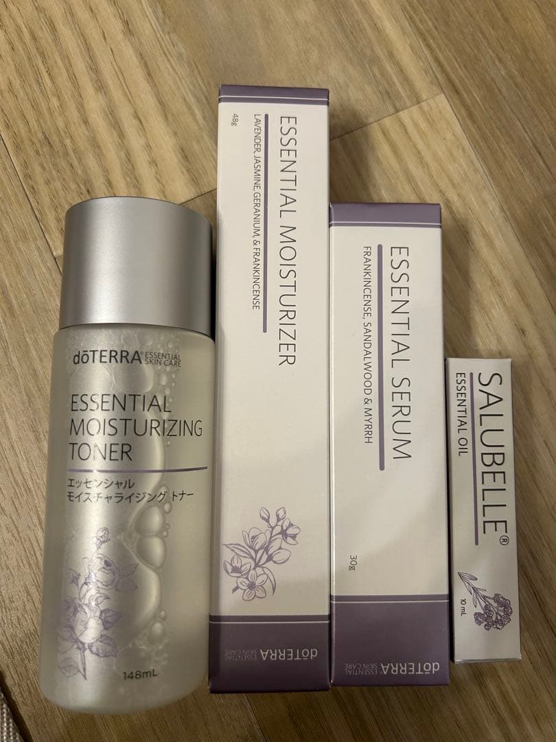 ドテラ エッセンシャル トナー セラム サルベル モイスチャーライザー 4点