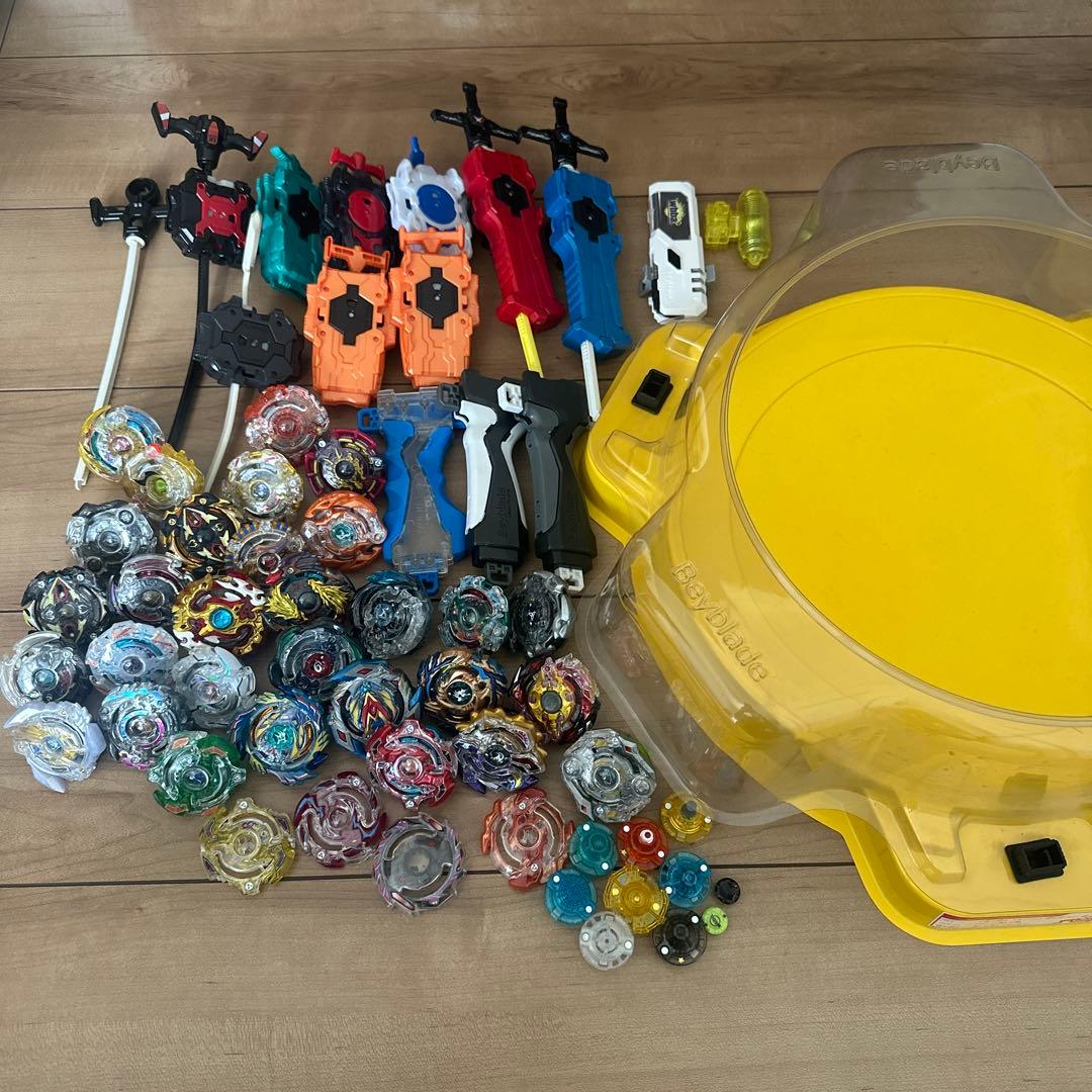 ベイブレードバースト まとめ売り スタジアム付き