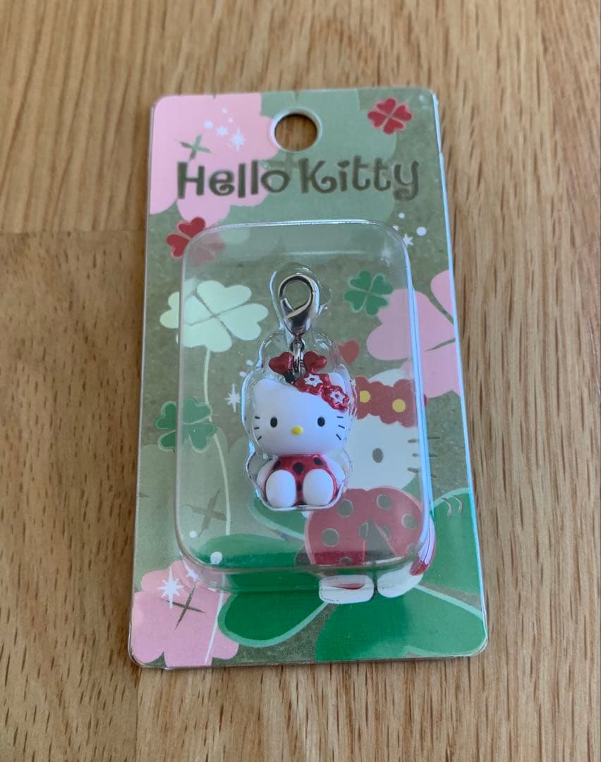 【レア】てんとう虫 ご当地キティ ファスナーマスコット