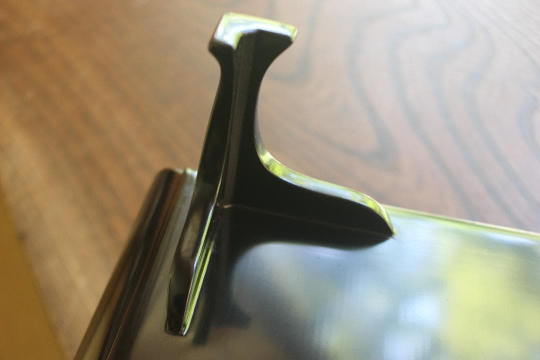 デッドストック！前大峰作！極上沈黒草文の映える脚付四方膳（検輪島塗