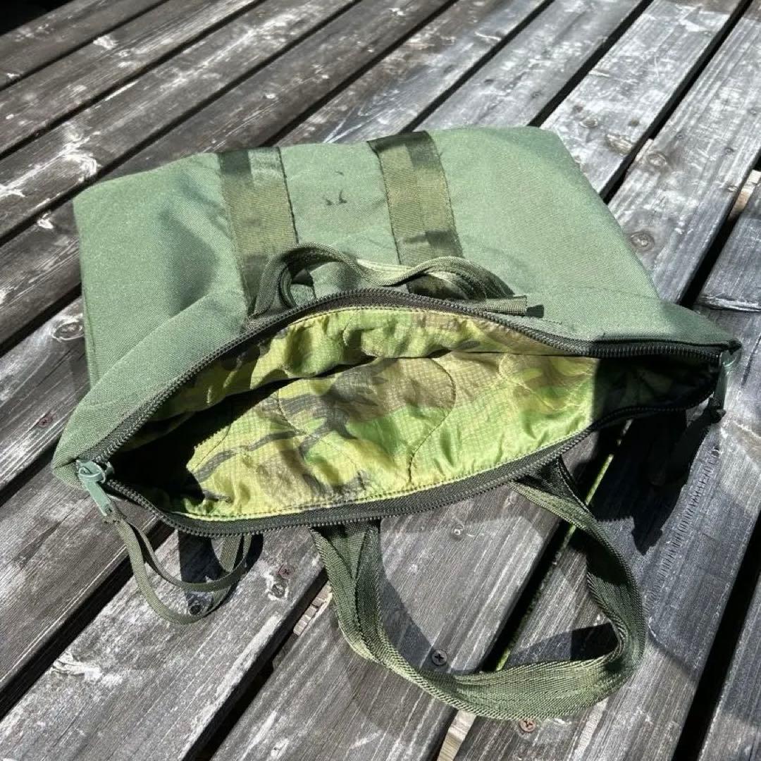 USAF フライヤーズキットバッグ　リメイク　ポンチョライナー