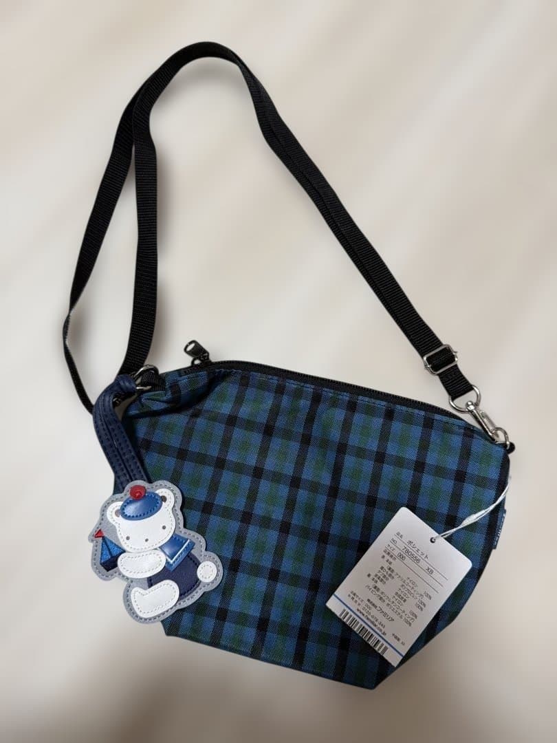 ファミリア　青と黒のチェック柄ポシェット