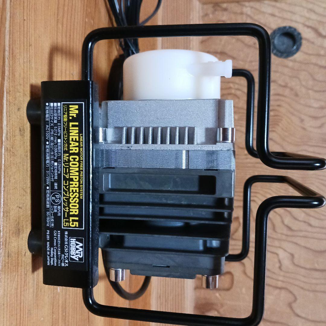 クレオス リニアコンプレッサー L5 ド定番のクレオスリニアコンプレッサーL5をレビュー！安定の使い心地