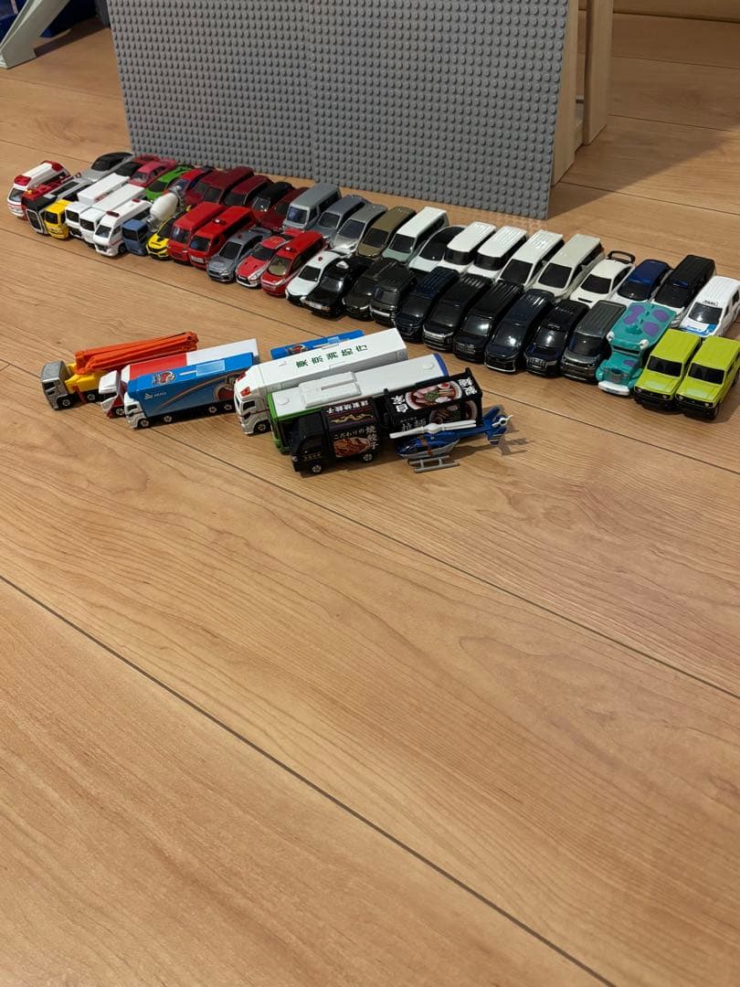 トミカ ミニカー コレクション 55個