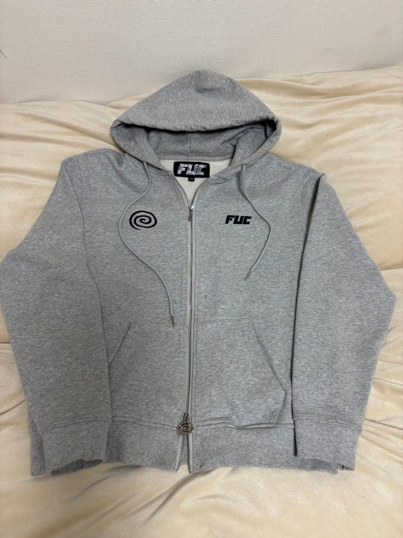 トップス sol fuc