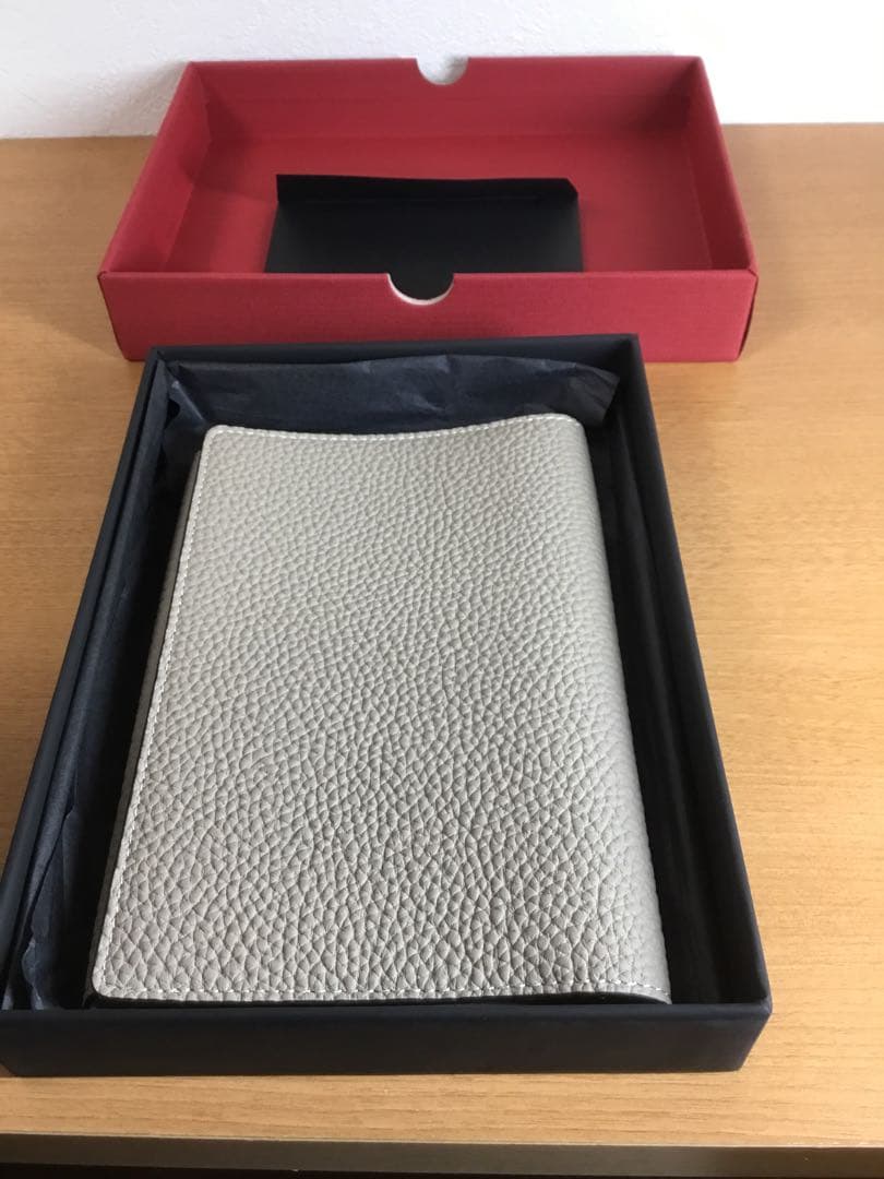 ボナベンチュラ　ブックカバー　グレージュ　文庫本サイズ