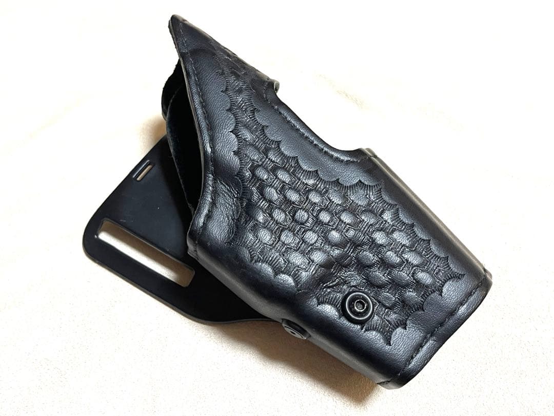 レア【サファリランド】 Mid-Ride Level-II Dutyホルスター