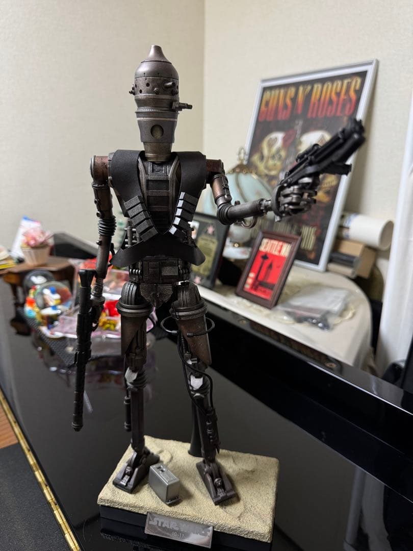 ホットトイズ Hot toys 『マンダロリアン』 １／６スケール ＩＧ-１１