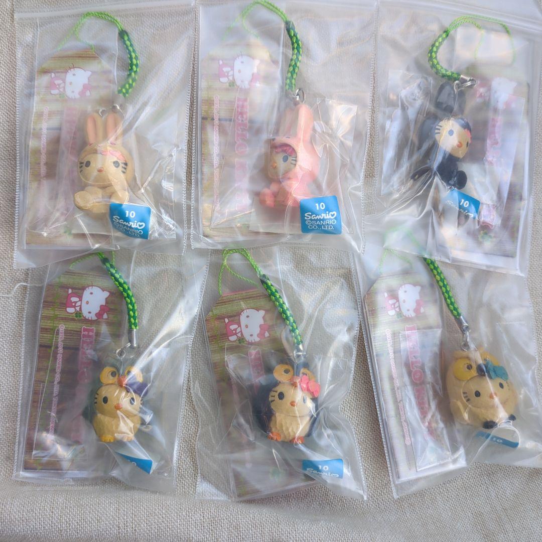 ハローキティ　木彫りシリーズ6種