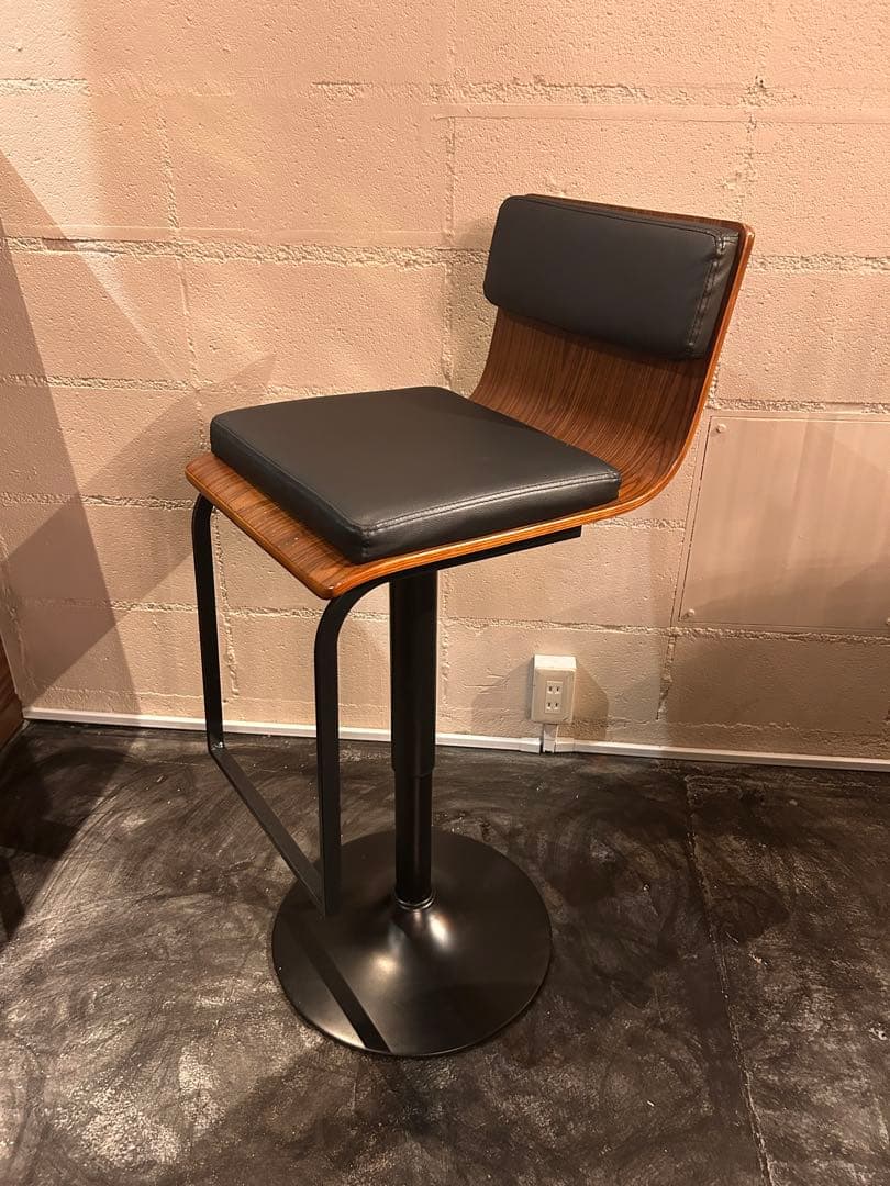 neko_no_dgoさん2脚ハイチェア