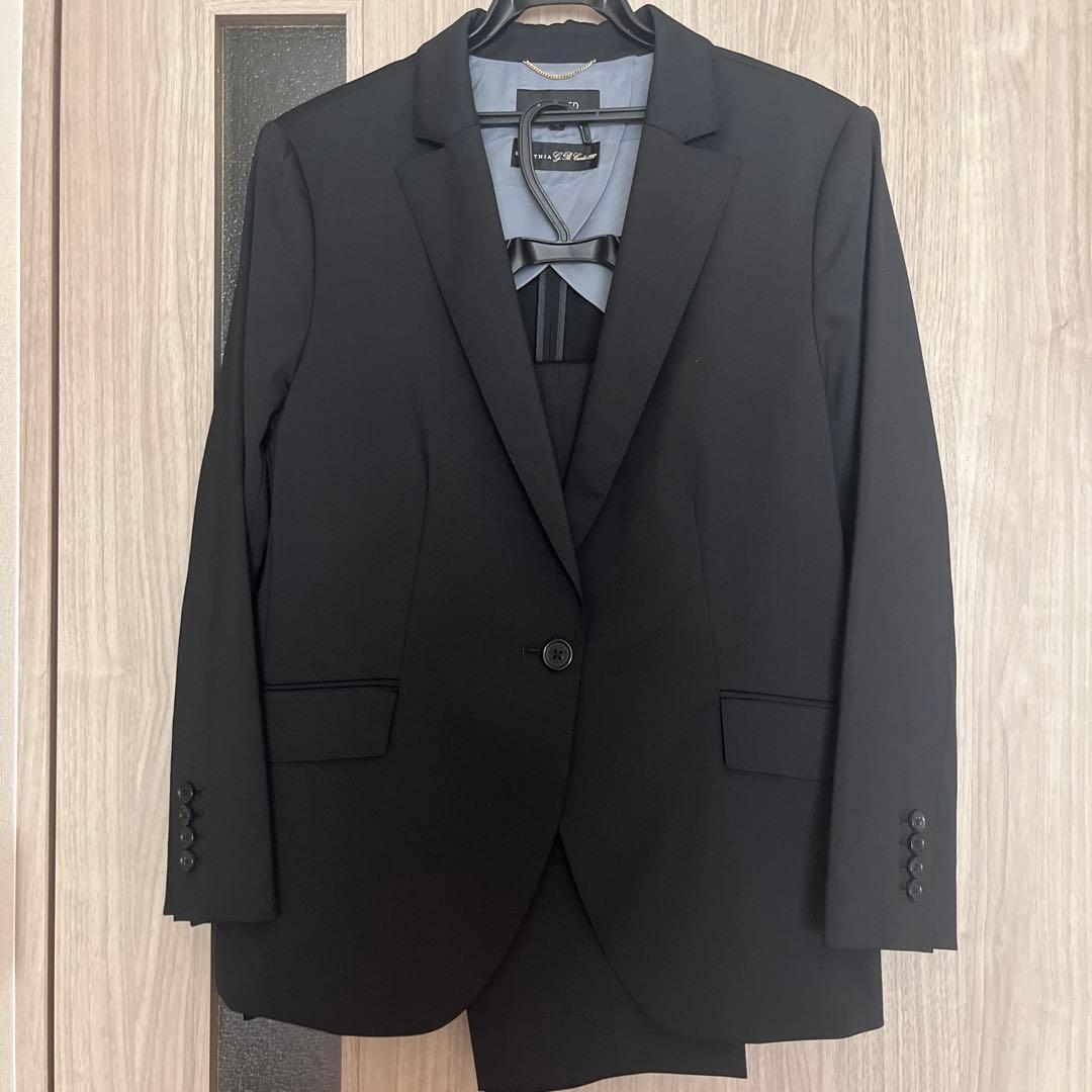 UNTITLED スーツ（パンツセット）