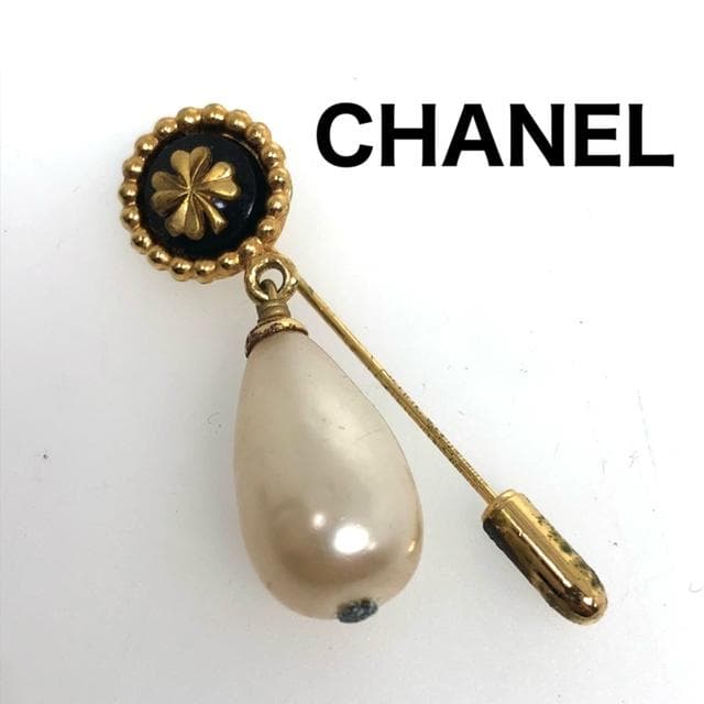 CHANEL】シャネル ピンブローチ クローバー フェイクパール
