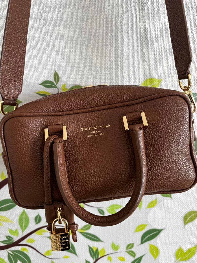 CHRISTIAN VILLA /クリスチャン ヴィラ】スクエアボストン