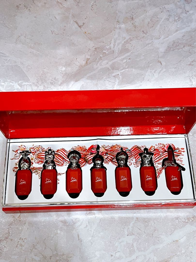 クリスチャン ルブタン ルビワールド ミニチュアセット 香水