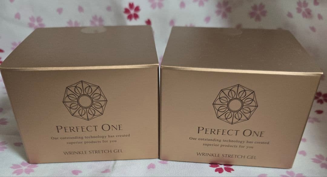 パーフェクトワン　薬用リンクルストレッチジェル　医薬部外品　美容液ジェル５０g