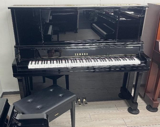 ★80732【アップライトピアノ】YAMAHA　UX30A