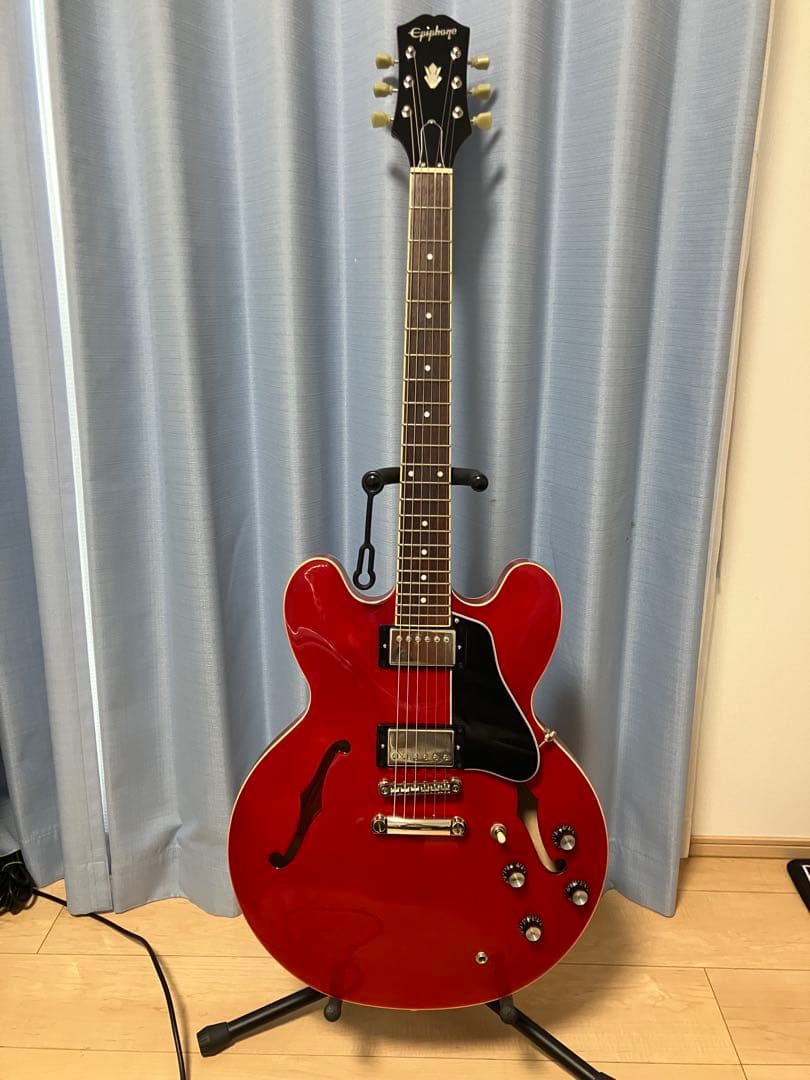 Epiphone ES335 2022年製　 レッド　美品　セミアコ Epiphone / Inspired by Gibson ES-335 Cherry (CH) エレキギター