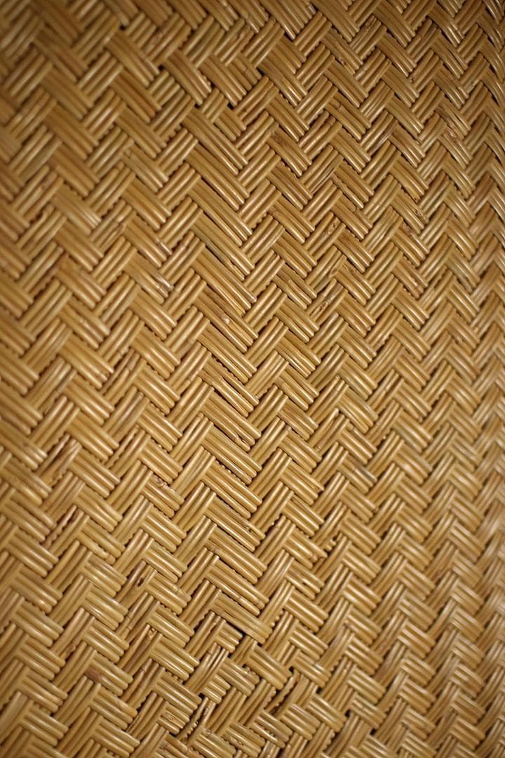 状態良く形の綺麗な古い竹編みの収納かご 行李