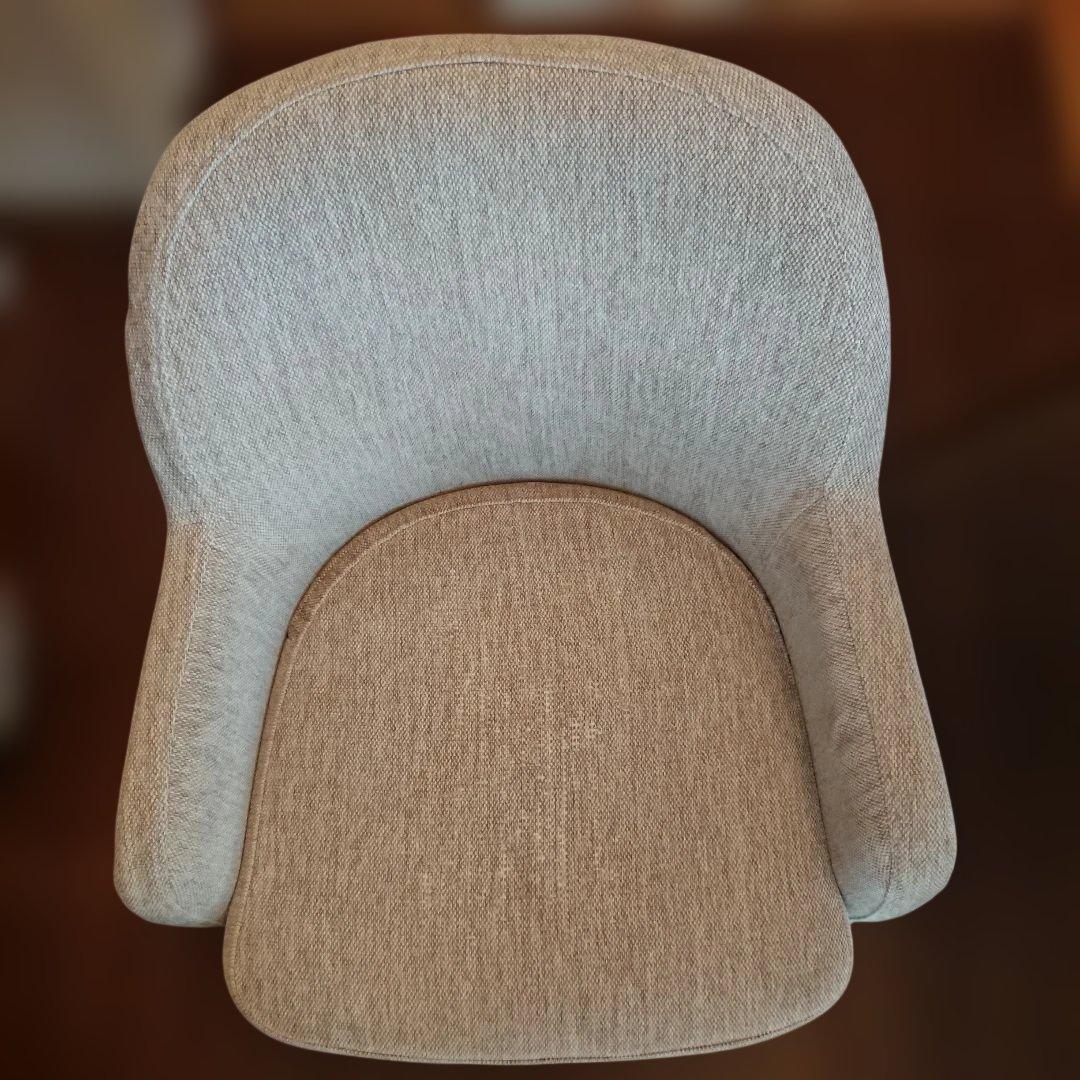 unico(PIIVOピーヴォ)回転チェア