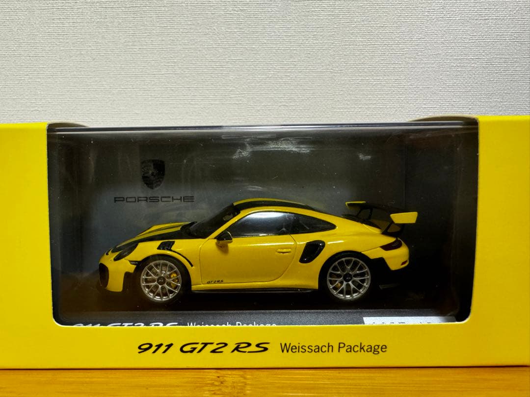 ミニカー Porsche 911 GT2 RS Weissach Package