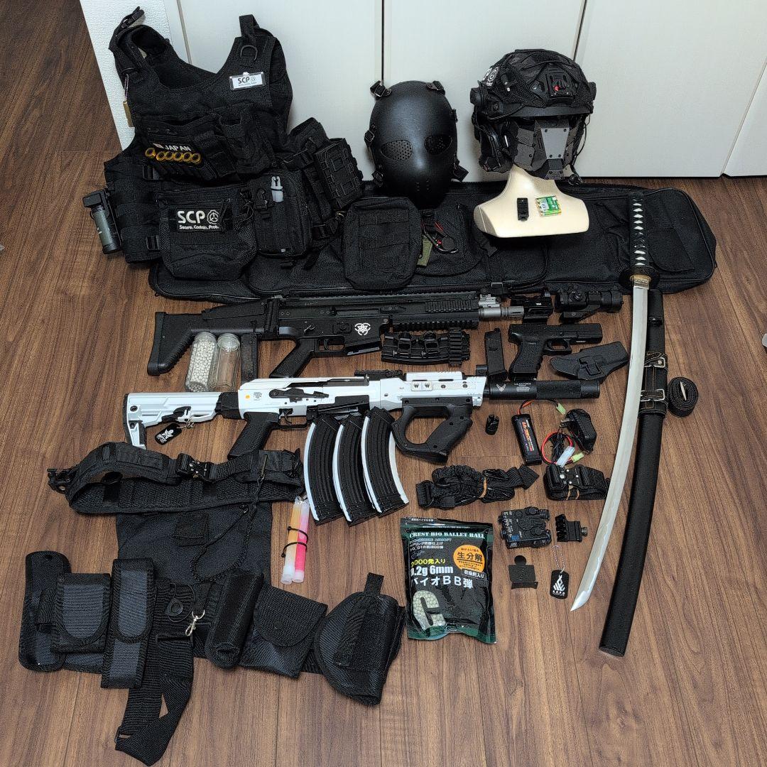 サバゲーフルセットSCP財団モチーフ エアガン 、銃3種、刀、アーマー等
