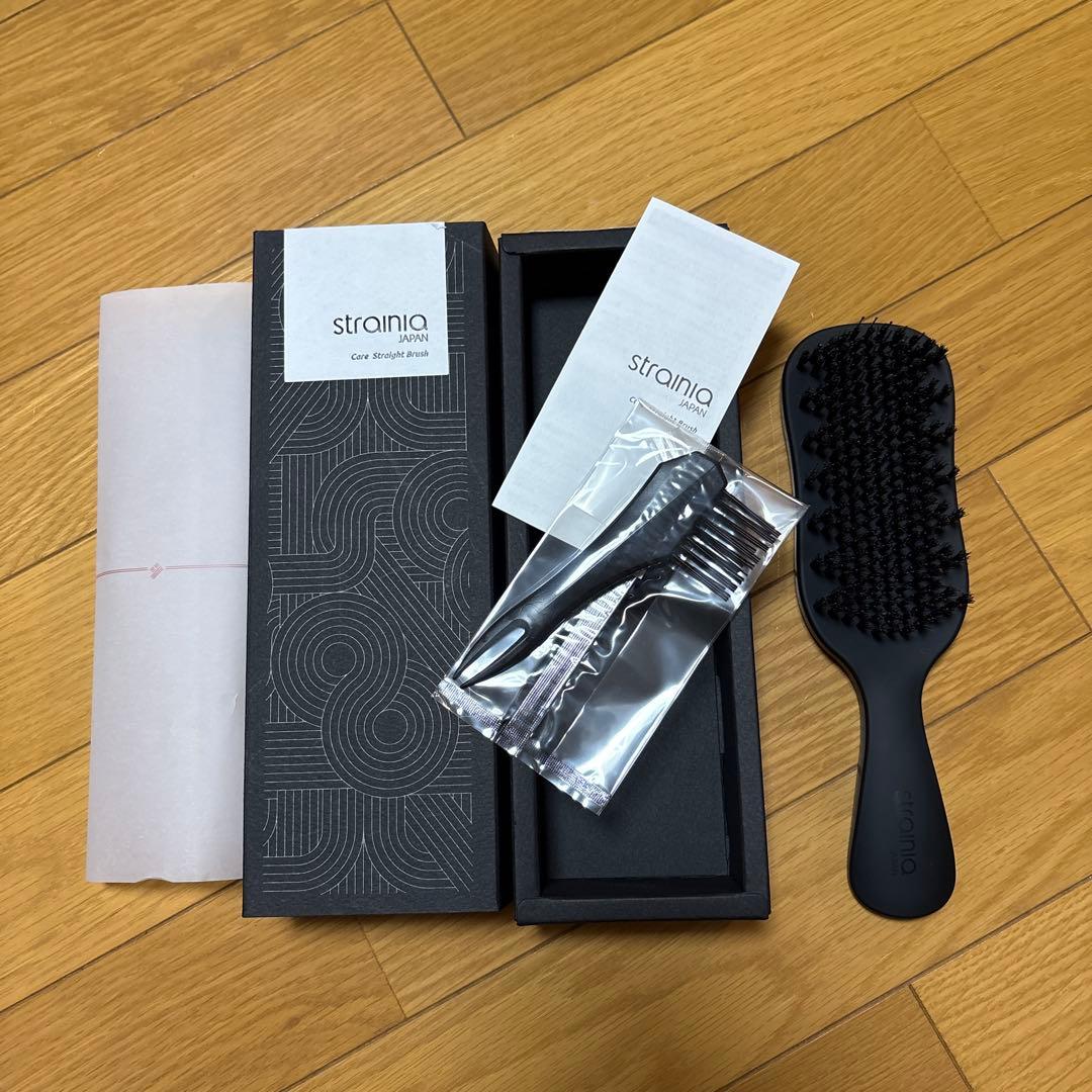 strainia ストレートブラシとクリーニングブラシ