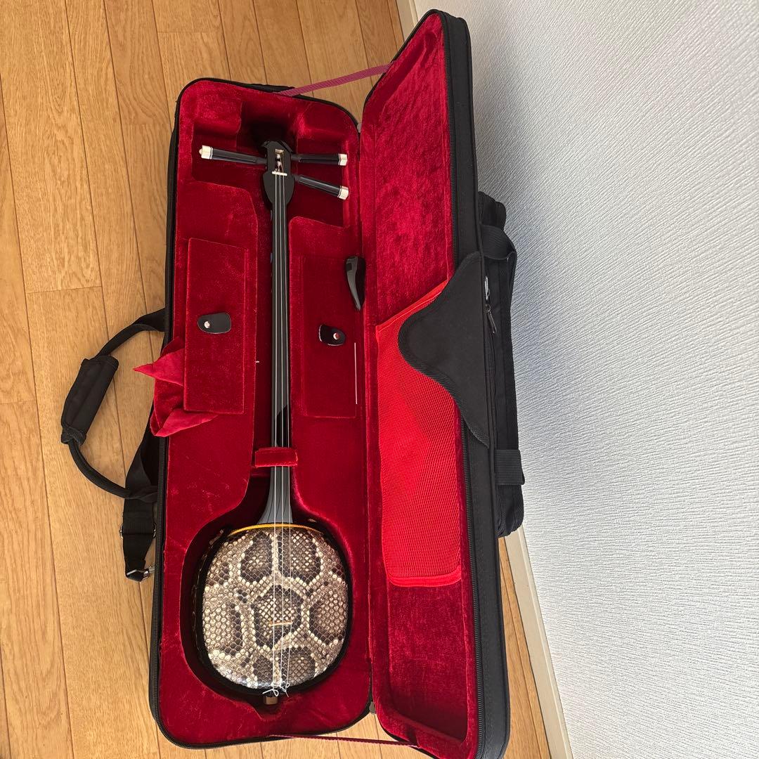 沖縄三線ケース付き